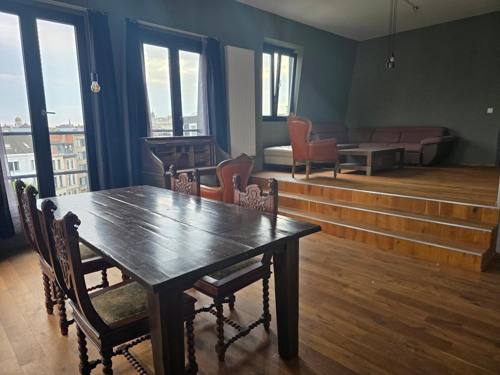 Living History - Marnix Apartment *